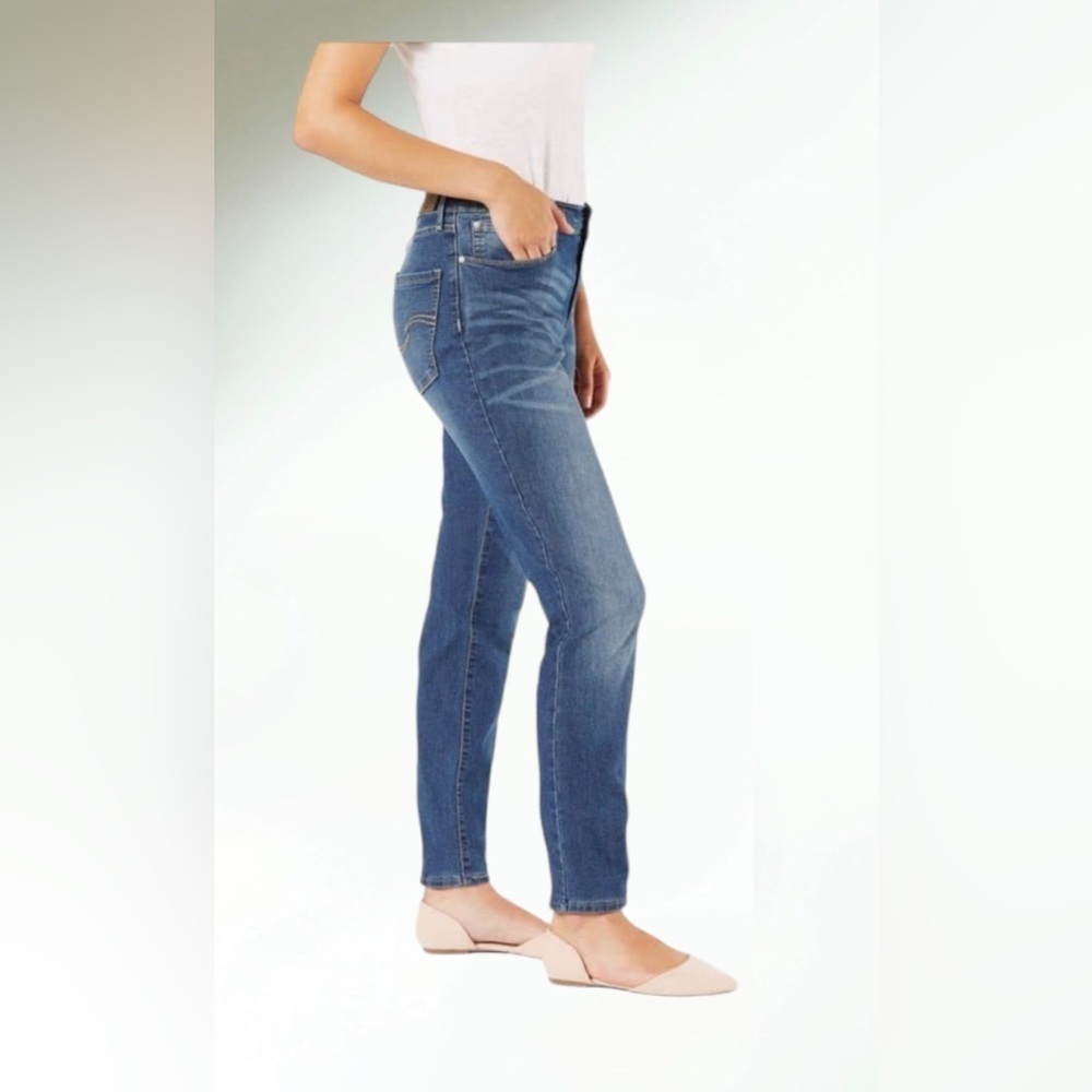 Signature by Levi Strauss & Co Women Slim Straight Jeans Size 32x32 - Picture 2 of 13